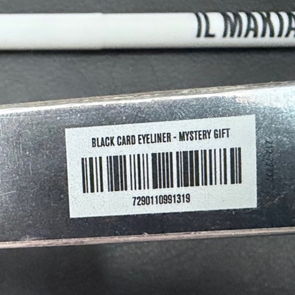 Il Makiage Black Card Waterproof Liquid Eyeliner (New in Box) - Picture 2 of 3